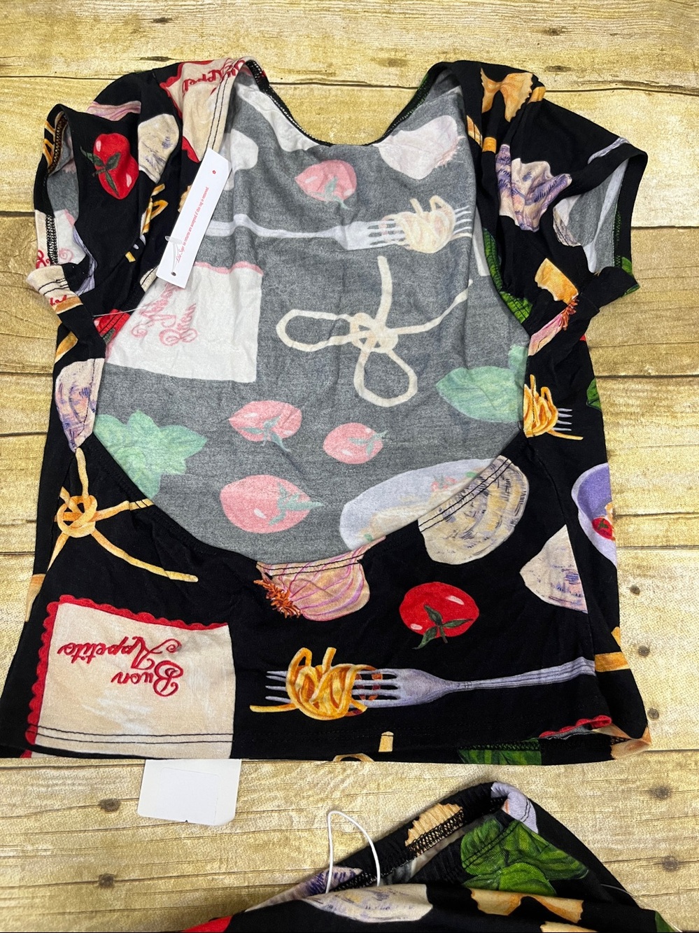 NWT Lisa Says Gah "Darcy" skort & "Rowan tee" in Buon Apetito. Size M/S - Picture 5 of 8